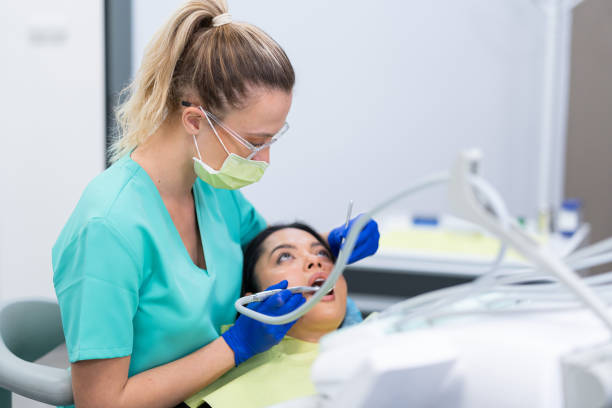 Best Orthodontic Emergency Dentist in Beverly Hills, FL